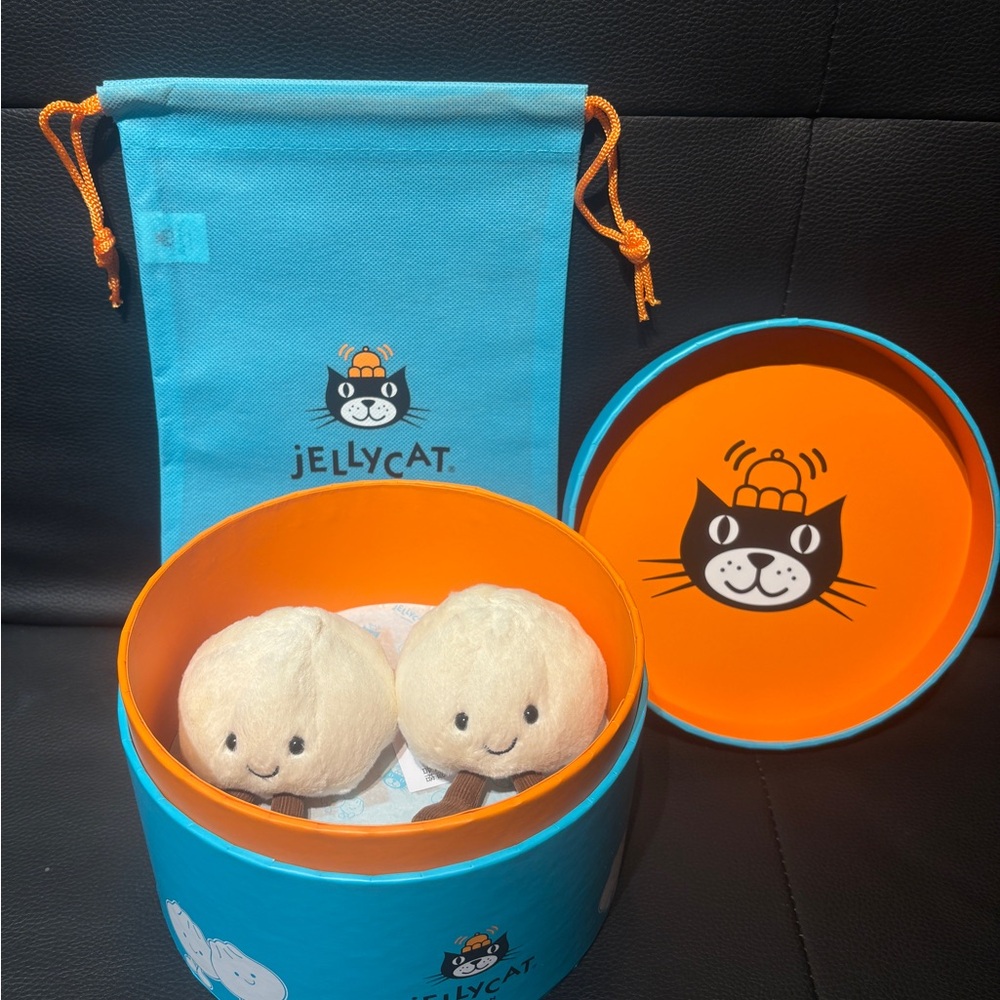 Jellycat Shanghai Exclusive Steamed Dumplins set with steamer
